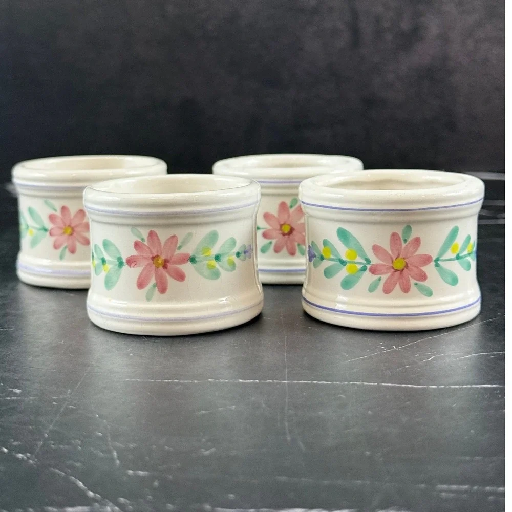 Vintage White Floral Ceramic Napkin Rings Set of Four (4) 2in Cottagecore